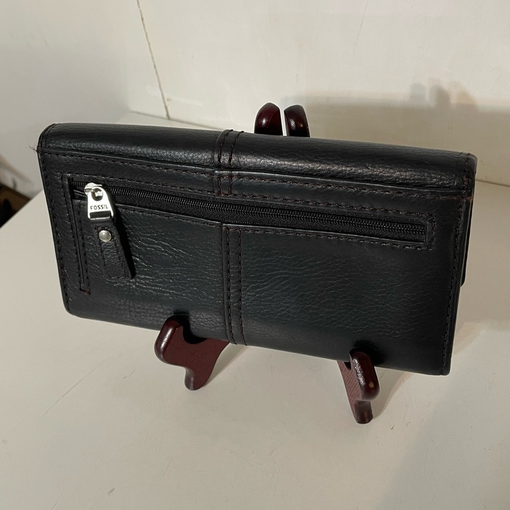 Fossil Wallets - image 3